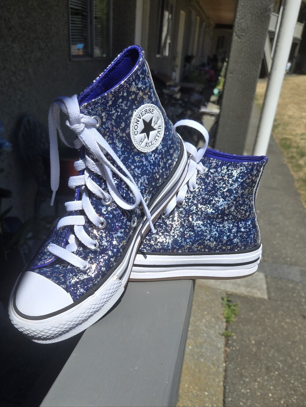 Converse Kids' Chuck Taylor All Star Hi Top Sneakers in Blue Glitter